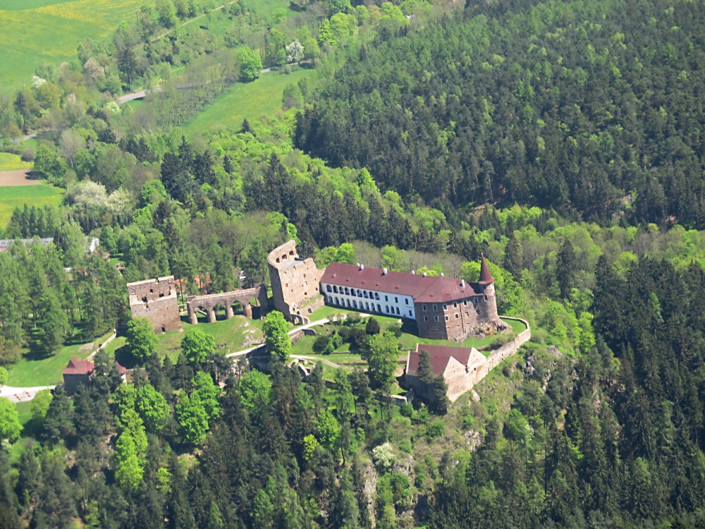 Hrad Velhartice připravil
rozloučení se sezonou