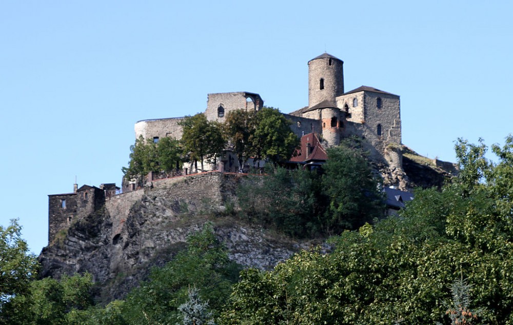 Hrad Střekov je bezpečný,
letní sezona zde začíná