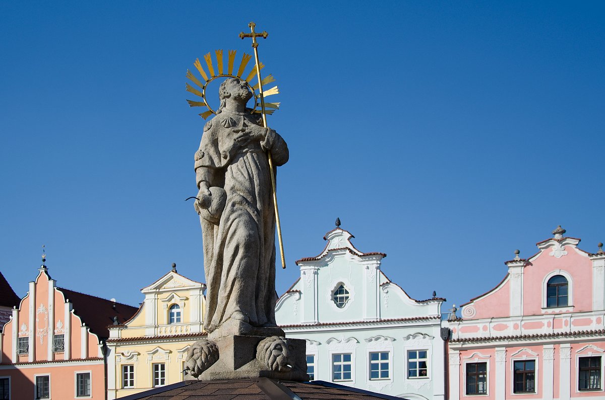 Sv. jakub hledí k nebesům *