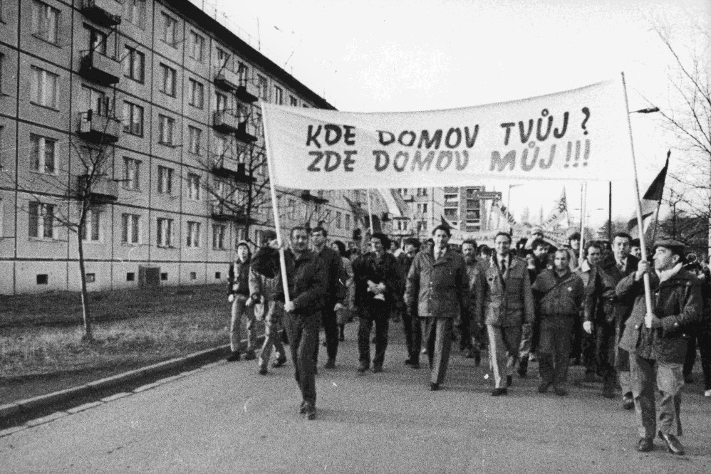 Obyvatelé Vysokého Mýta si po 30 letech zopakují protesty proti "Rusákům“