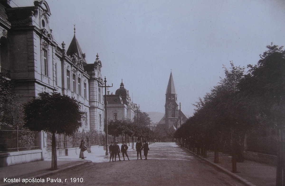 Jak šel čas: Kostel apoštola Pavla (Červený kostel)