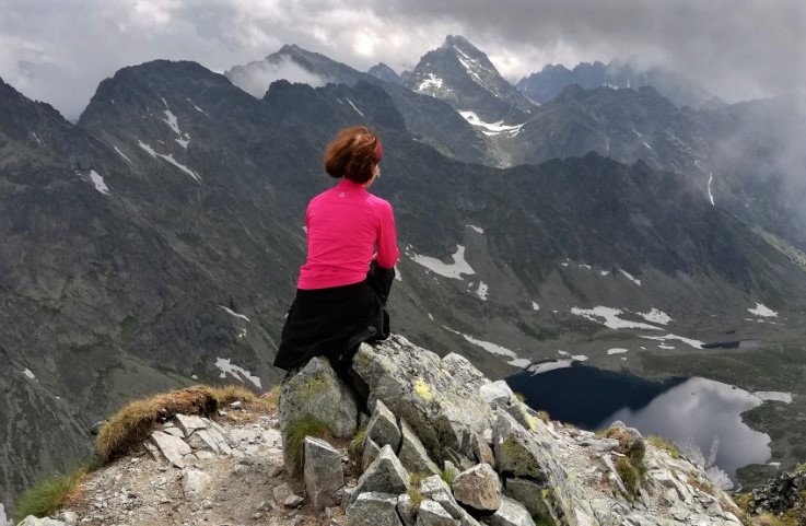 Vášní seniorky Aleny Šnejdrlové je turistika. Ročně ujde přes tisíc kilometrů