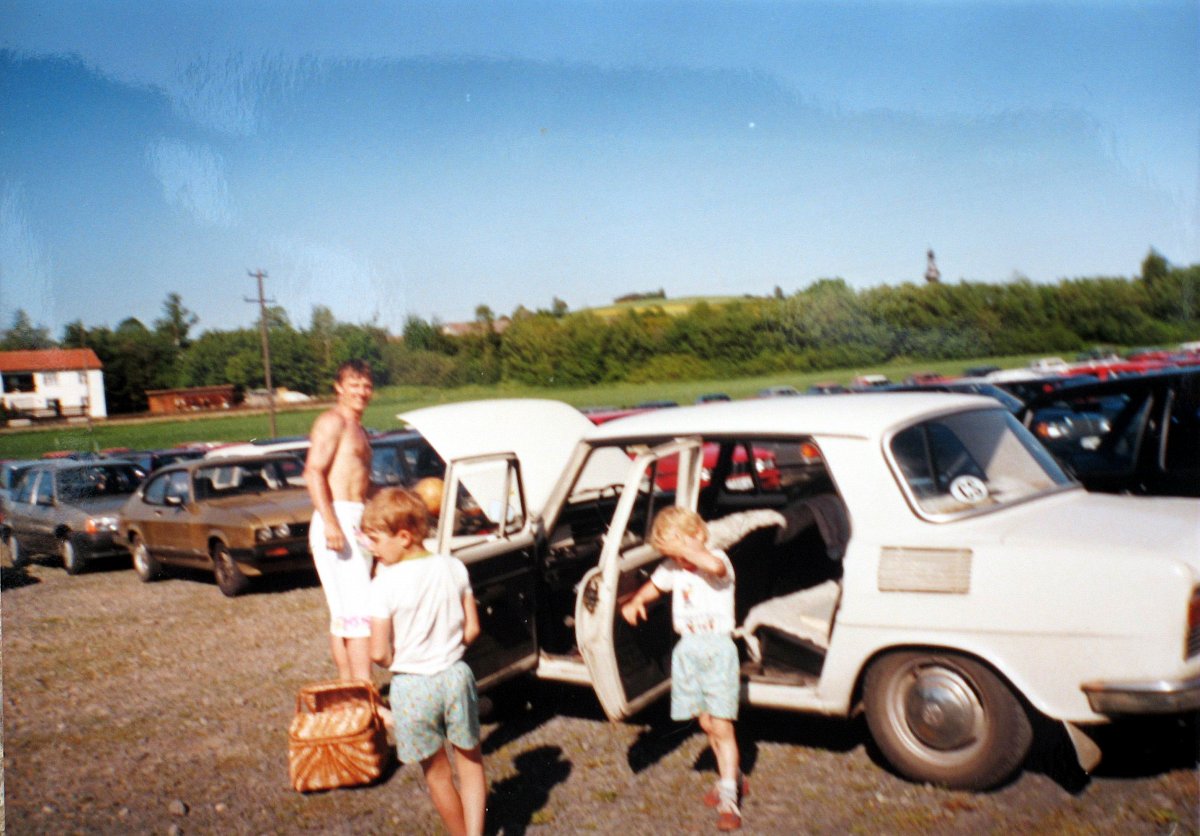 Škoda z lásky: Jízda jako řemen (Úvodní část)