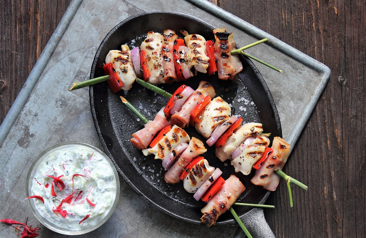 Recept z knihy Květinová kuchařka: souvlaki, tzatziki, rouille