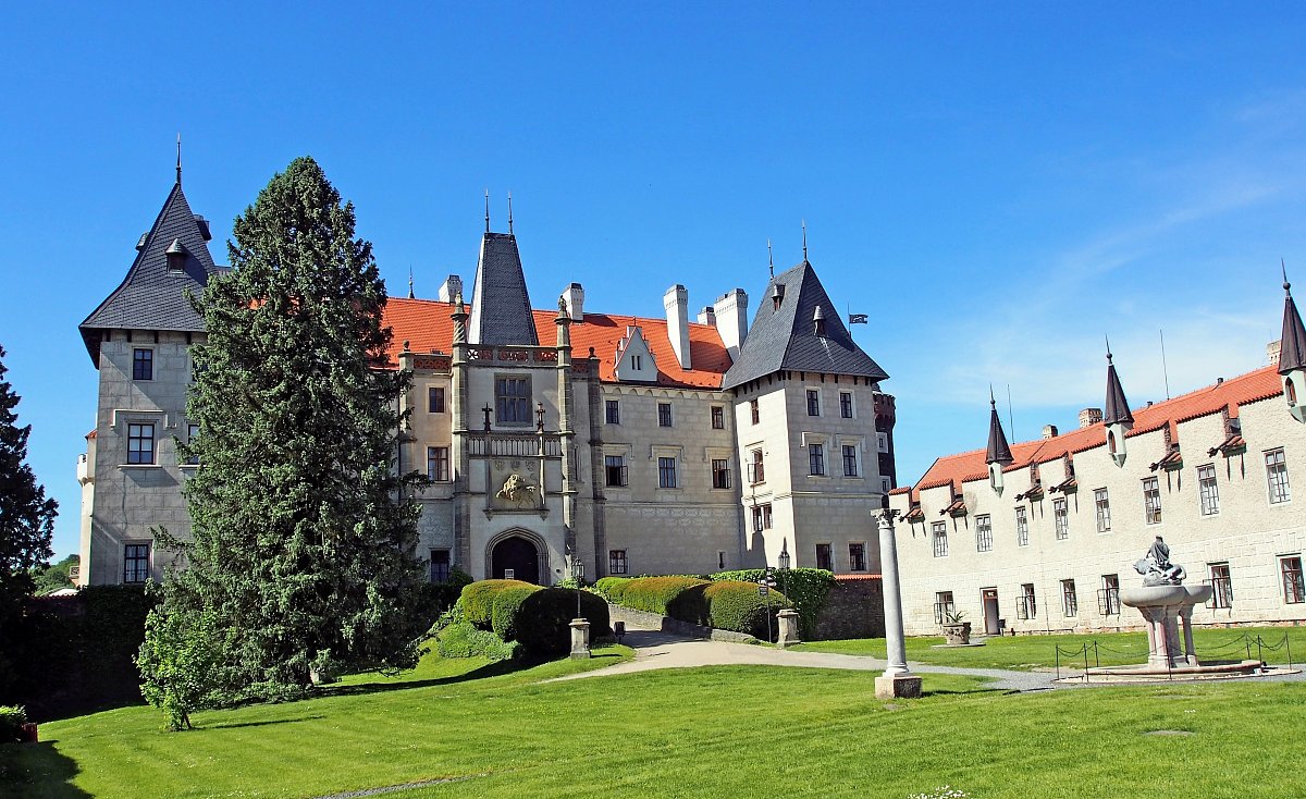 Státní památky ve Středočeském kraji a v Praze zahajují návštěvnickou sezonu 