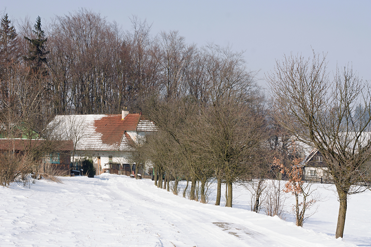 Březen – za kamna vlezem