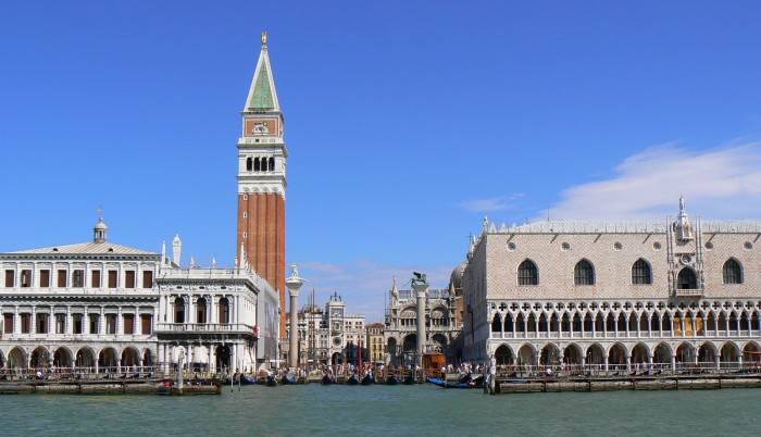 Slavné Benátky se propadají
do moře mnohem rychleji