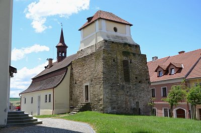 04-zvonice-s-radnici.jpg