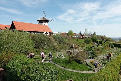 Minigolf u Bukovanského mlýna