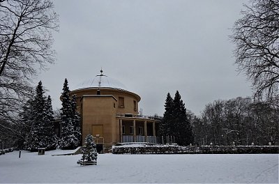 22-planetarium-ve-stromovce.jpg