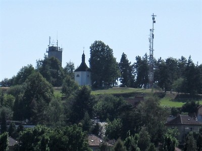 kaple sv. Jana Nepomuckého ( dříve kaple Povýšení sv. Kříže)