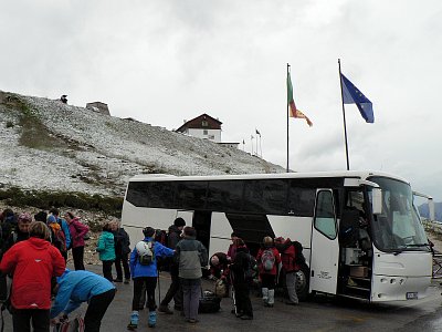 Příjezd do sedla