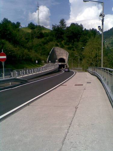 7-dvoupodlazni-tunel.jpg