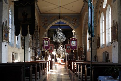 Interiér kostela sv. Jindřicha