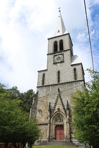 Kostel Neposkvrněného početí Panny Marie v Travné
