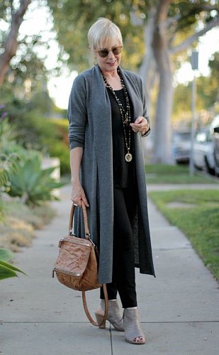 Cardigan7.jpg