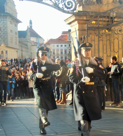 Trocha součastnosti