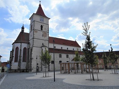 kostel sv. Petra a Pavla