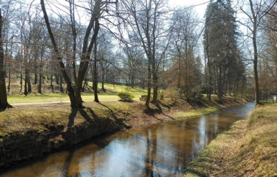 Jaro v zámeckých parcích