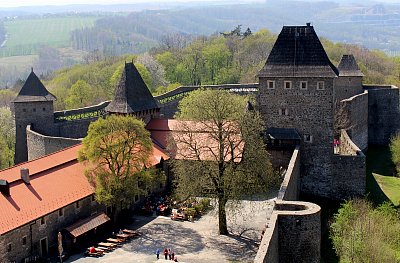 Opravený  hrad