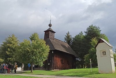 Dřevěný kostelík