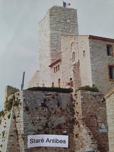 antibes-1.jpg