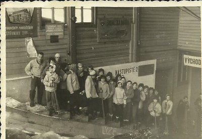 Celá naše třída v Jánských lázních v roce 1961