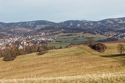 10 - Vlevo Staré Zubří