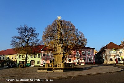 hostka-namesti.jpg