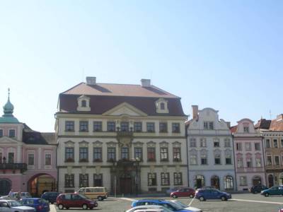 hradec-stare-mesto-arcibiskupstvi.jpg