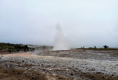 tryskající gejzír Strokkur