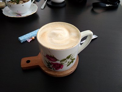 Tak to je moje káva "Latte"....z takového hrníčku jsem ji ještě nikdy nepila