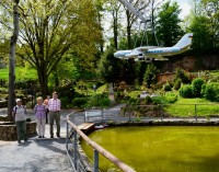 Jarní fotopříběh: Park miniatur  - letí letí letadlo