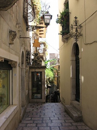 taormina-ulicky-.jpg