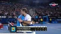 Novak Djokovič porazil Stana Wawrinku po boji 3:2  a postupuje do finále Australian Open 2015